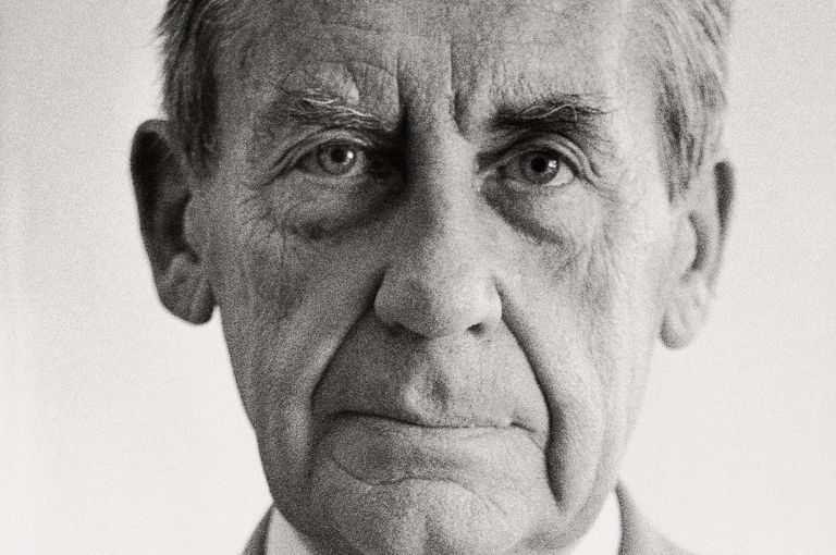 Walter GROPIUS