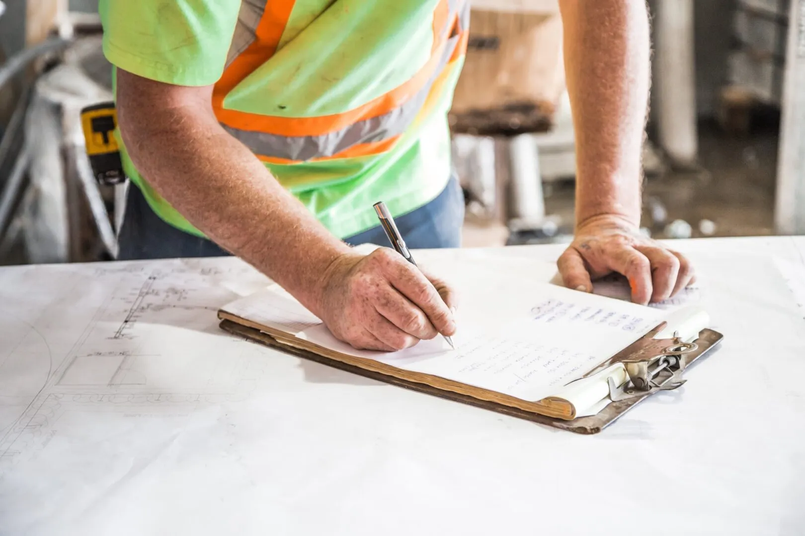 Entreprise de bâtiment Paris : des experts pour vos travaux de rénovation