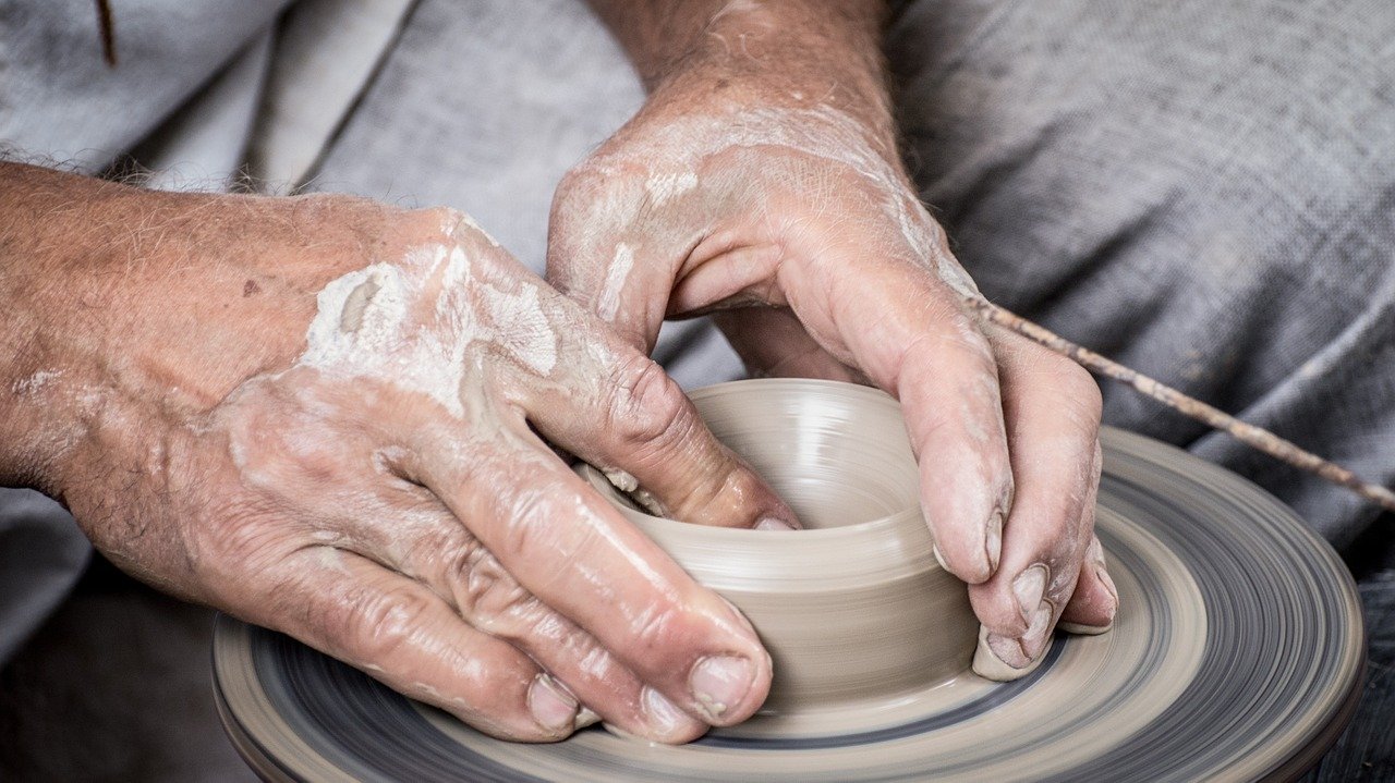 Raku : Tout sur la traditionnelle poterie japonaise