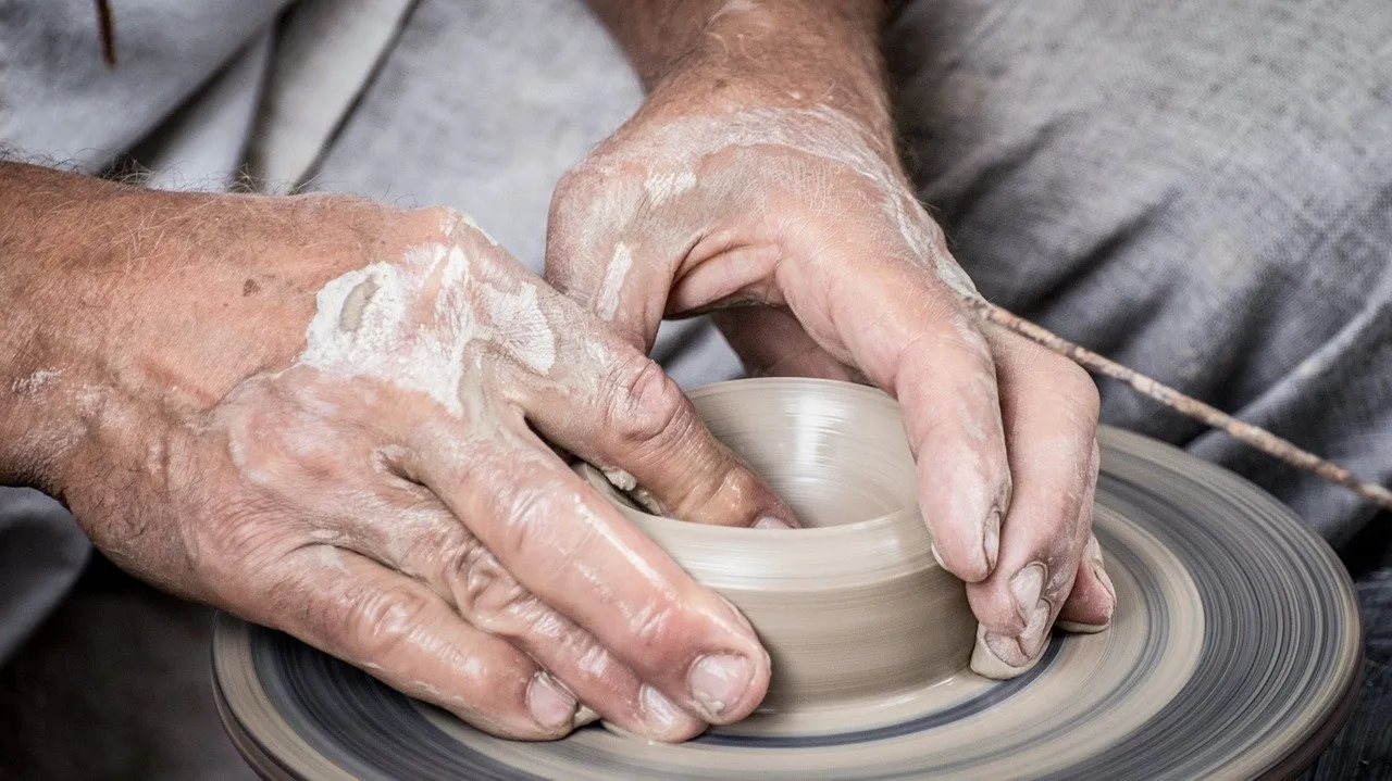 Raku : Tout sur la traditionnelle poterie japonaise