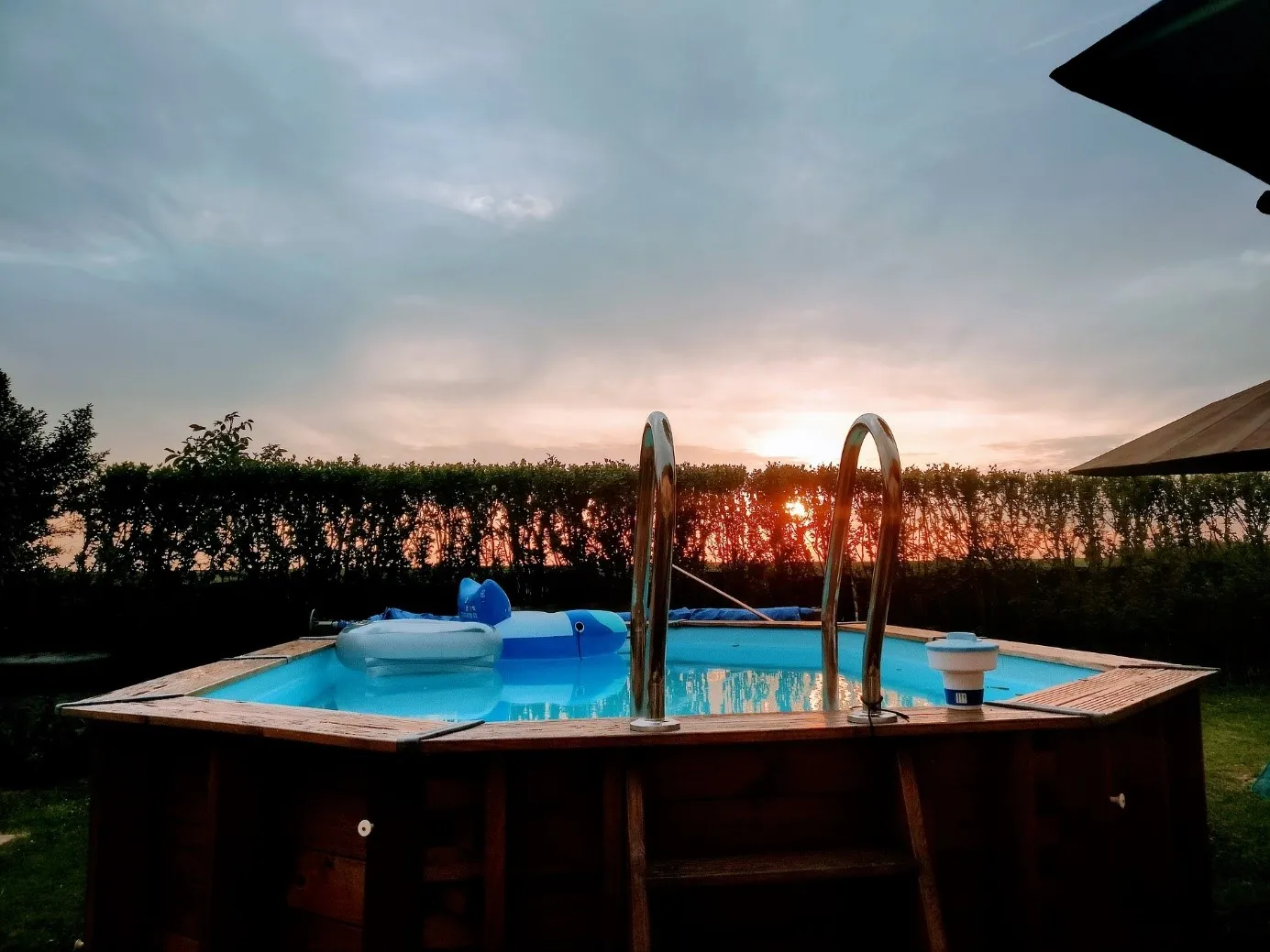 Piscine bois semi enterrée : Descriptif et mode d’installation