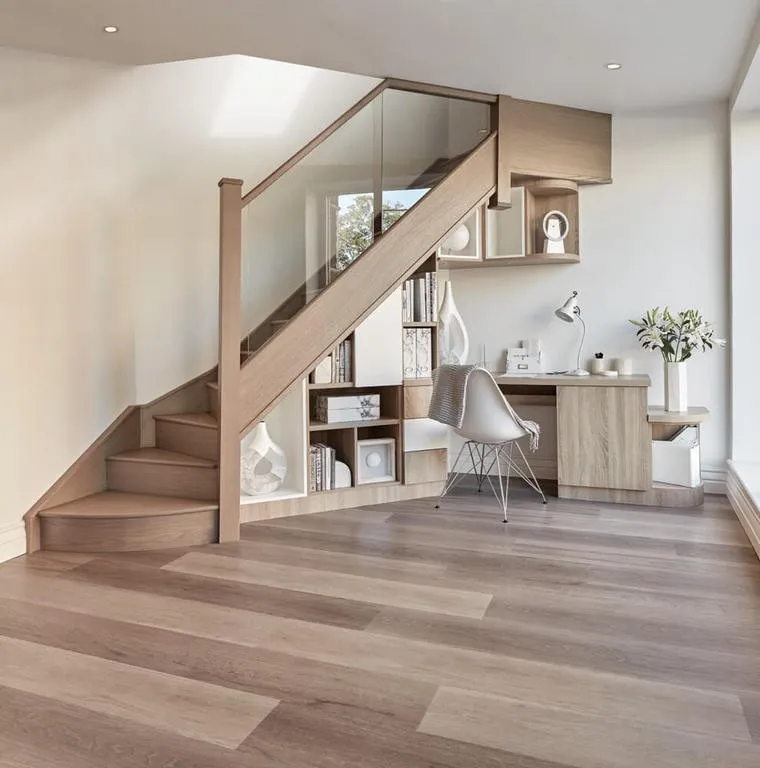 stockage sous escalier