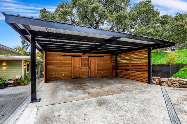 Mettez votre voiture bien à l’abri grâce au carport alu sur mesure