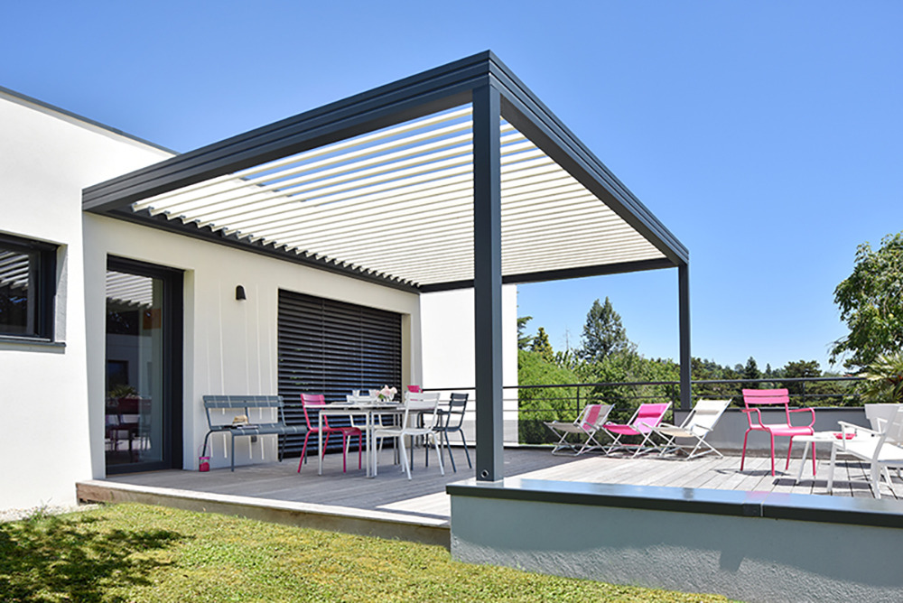 Habillez votre extérieur avec une pergola alu sur mesure