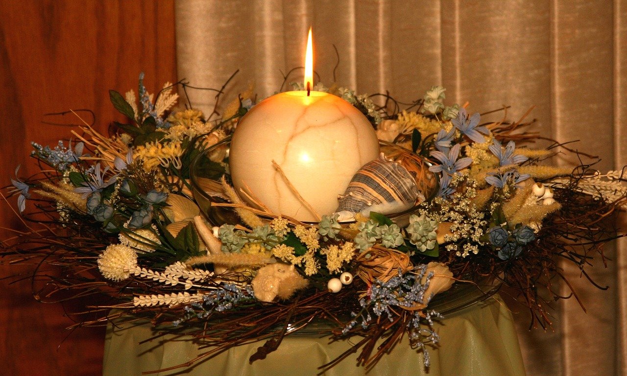 Couronne fleurs sechees : Comment faire une couronne de fleurs séchées pour sa déco ?