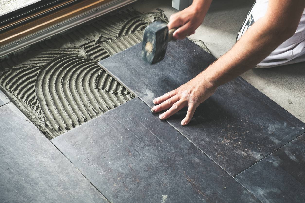 carrelage en céramique