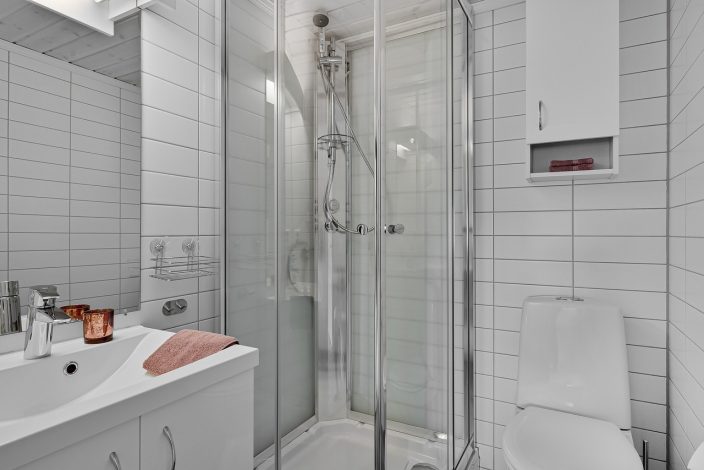 Comment déboucher une douche ?