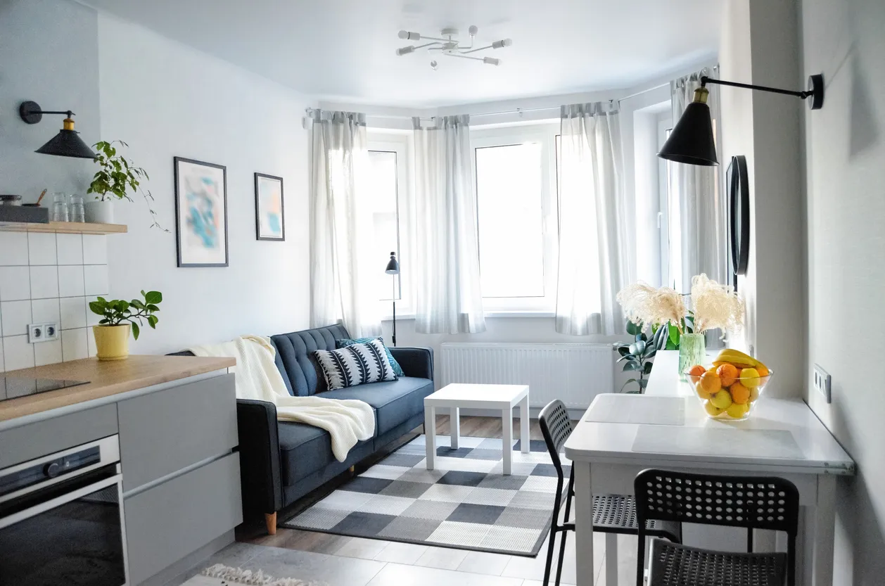Petit espace, grand potentiel : nos astuces d’aménagement intérieur