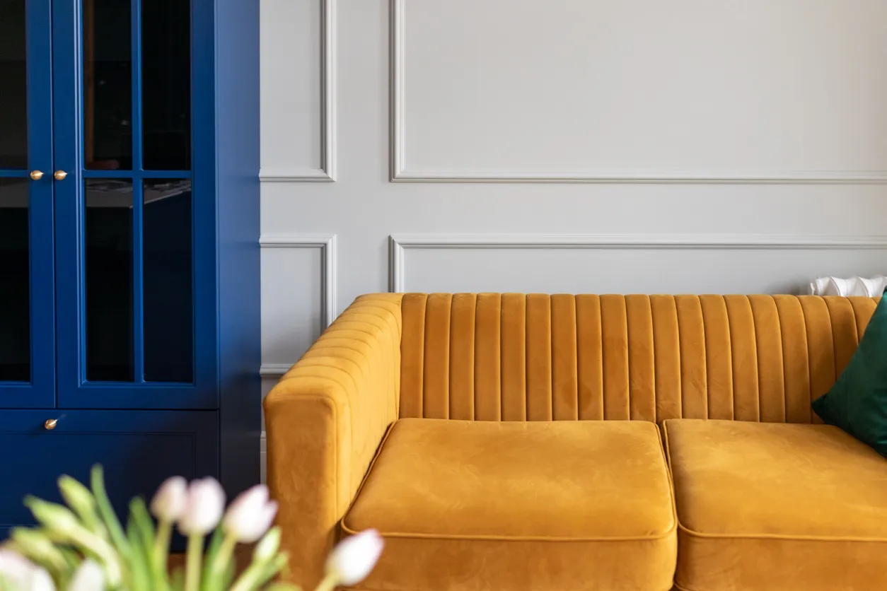 Quand le velours s’invite dans votre intérieur : nos conseils déco !