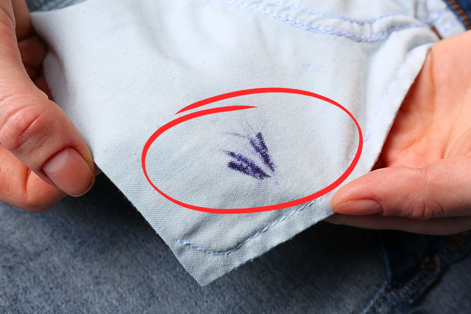 Dites adieu aux taches d’encre avec ces 10 conseils simplissime !