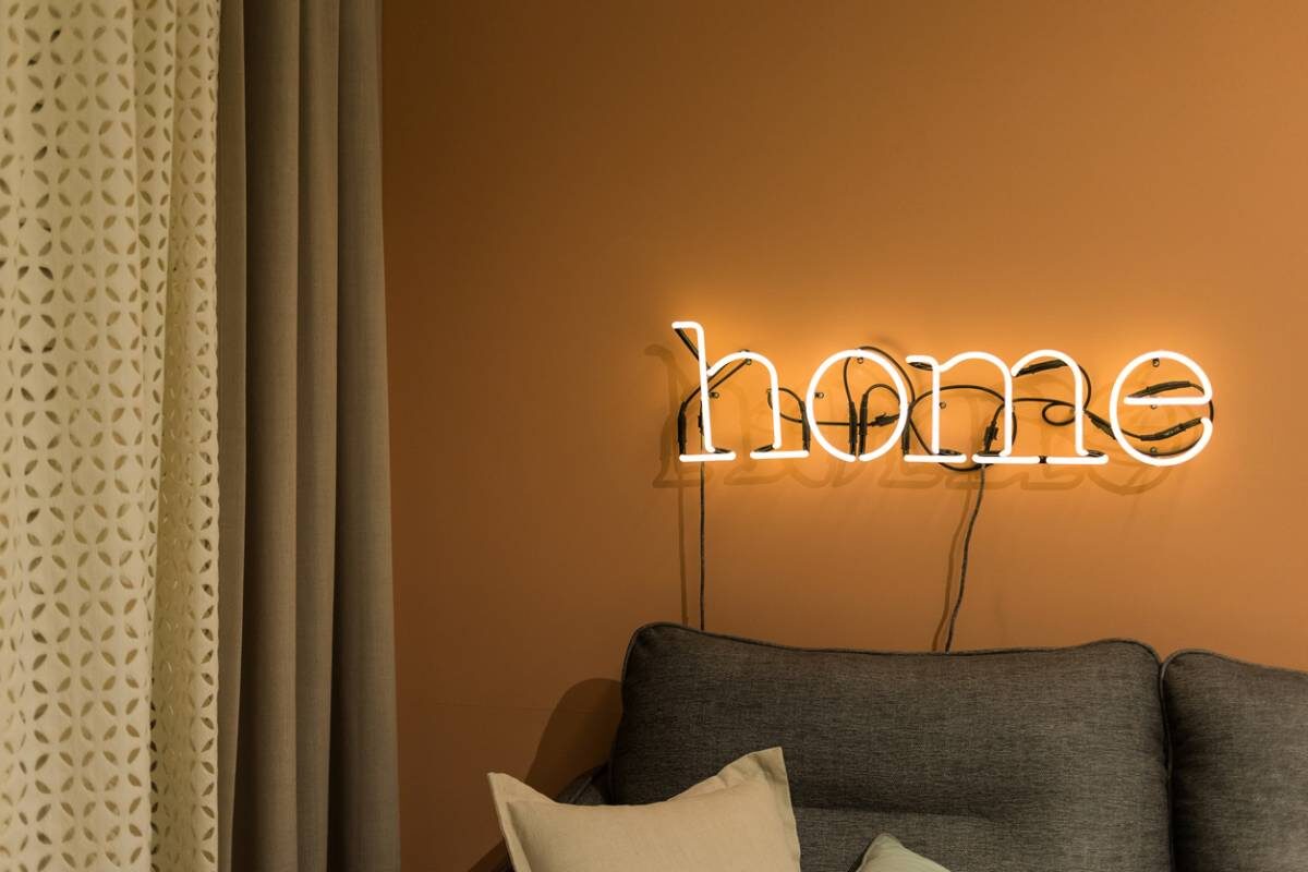Déco intérieure et éclairage : et si vous créez votre propre néon personnalisé ?