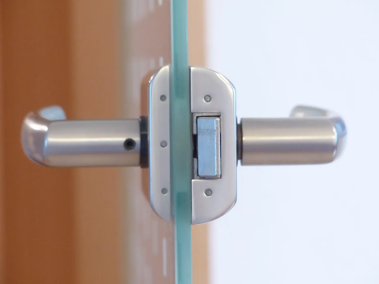 Comment changer un cylindre de serrure d’une porte intérieure ?
