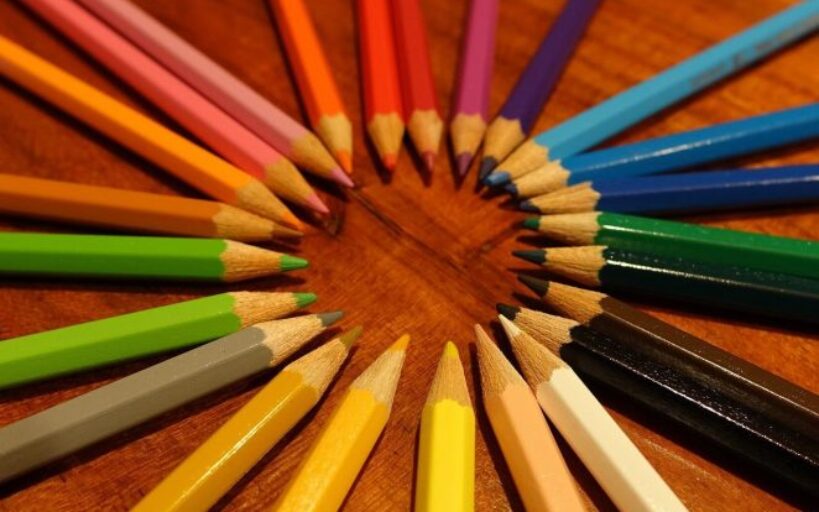Utiliser_la_roue_des_couleurs_pour_obtenir_une_harmonie_des_couleurs