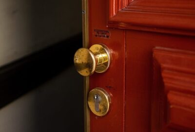Comment_choisir_vos_poignées_de_porte_pour_l’aménagement_de_votre_maison?