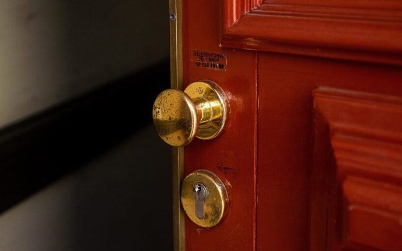 Comment_choisir_vos_poignées_de_porte_pour_l’aménagement_de_votre_maison?