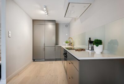 Comment_Adapter_votre_Cuisine_à_la_Saison_d_Été:_Astuces_et_Conseils_Utiles