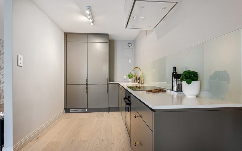 Comment_Adapter_votre_Cuisine_à_la_Saison_d_Été:_Astuces_et_Conseils_Utiles