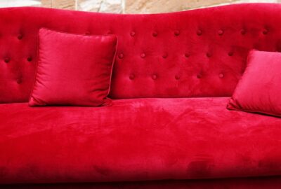 La_nouvelle_gamme_de_canapés_Loop_:_design_pop_et_confort_ultime_chez_XXL_MAISON