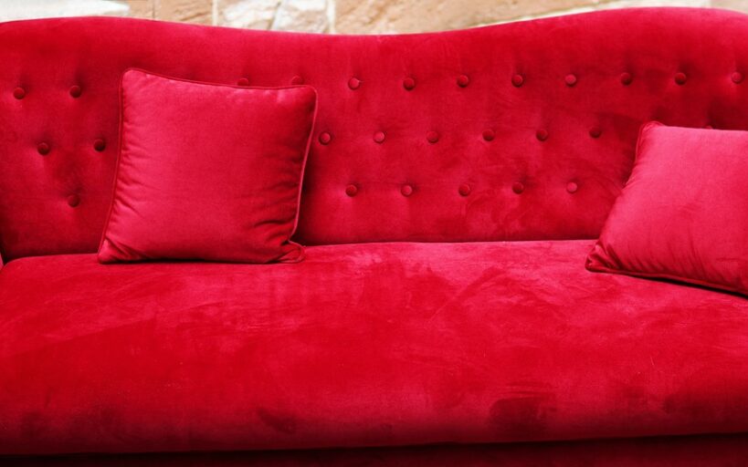 La_nouvelle_gamme_de_canapés_Loop_:_design_pop_et_confort_ultime_chez_XXL_MAISON