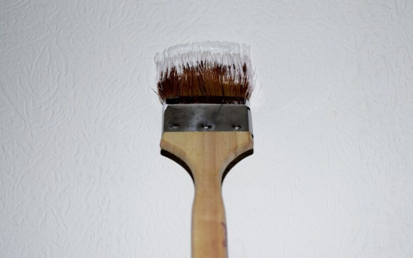 Conseils_pour_trouver_le_meilleur_artisan_peintre_pour_votre_rénovation_de_maison