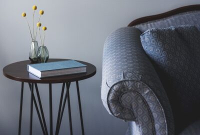 Le_guéridon_design_:_accessoire_indispensable_pour_un_intérieur_élégant,_découvrez_comment_l_intégrer