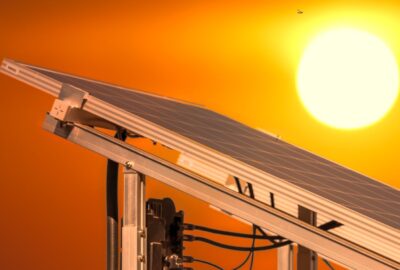 Transition_vers_l’énergie_solaire_pour_les_entreprises_et_professionnels_:_étapes_et_avantages
