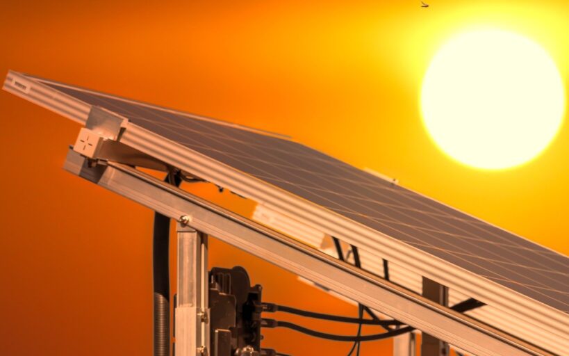 Transition_vers_l’énergie_solaire_pour_les_entreprises_et_professionnels_:_étapes_et_avantages