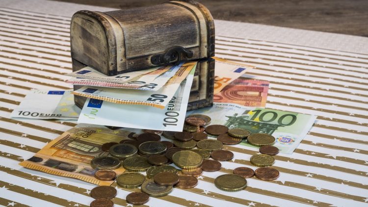 Pourquoi installer un coffre-fort chez vous ?