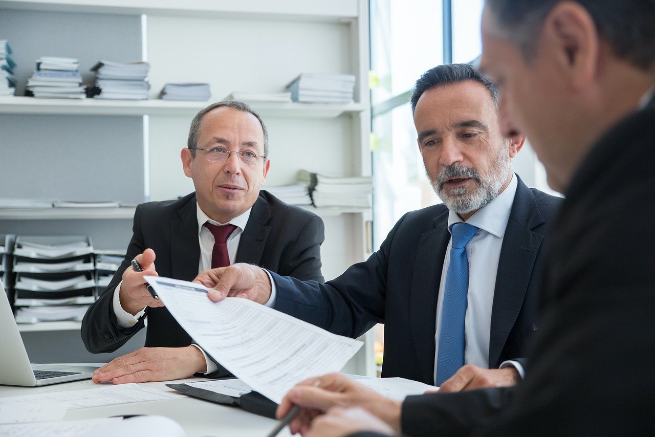 Pourquoi faire confiance à un syndic en ligne pour optimiser la gestion d'une copropriété